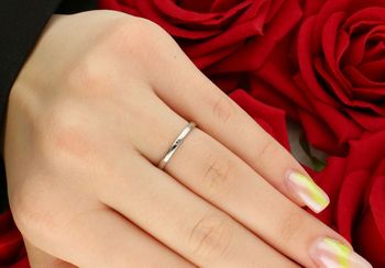 Pierścionek z brylantem 0,05 ct – białe złoto 585 – DIAMENT, klasyczny styl tył.jpg